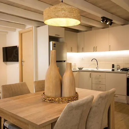 아파트 Alto Residences By Corfuescapes *